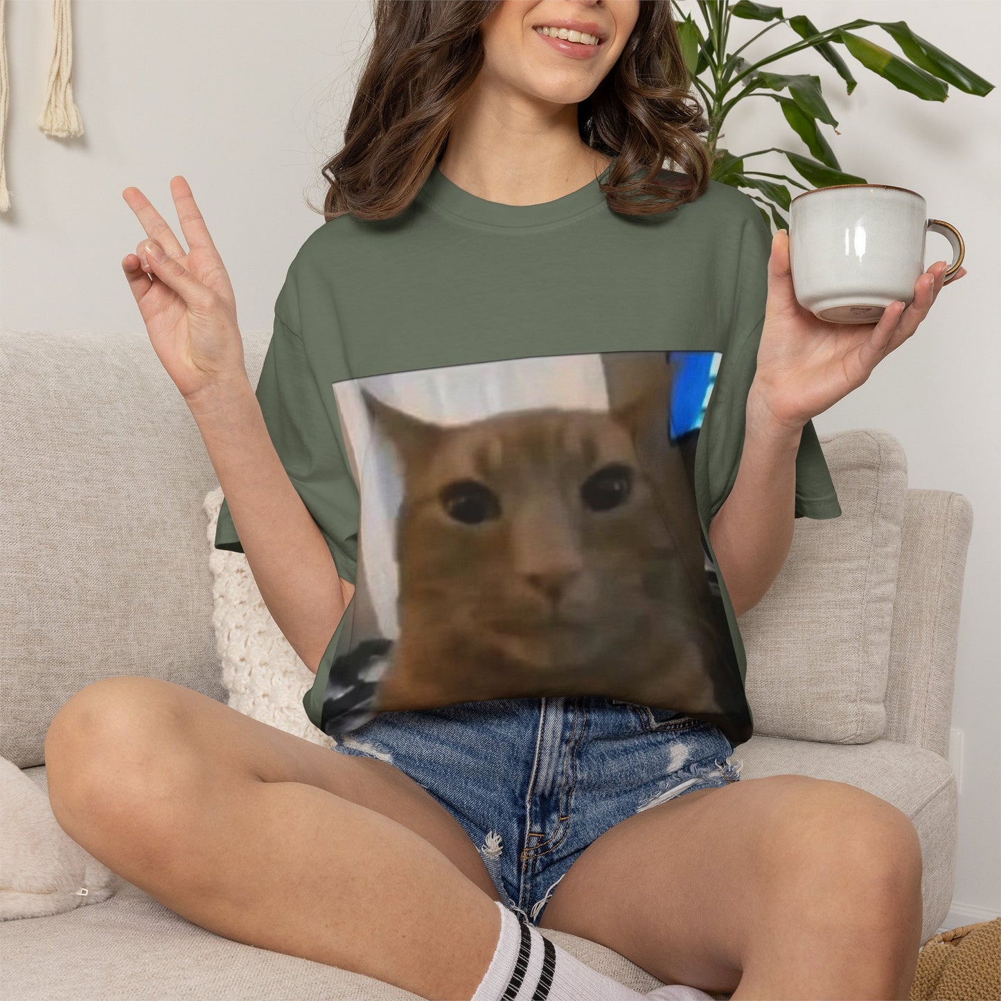 Wide-Eyed Orange Cat photo T-Shirt | Meme Cat Face, Square Print
