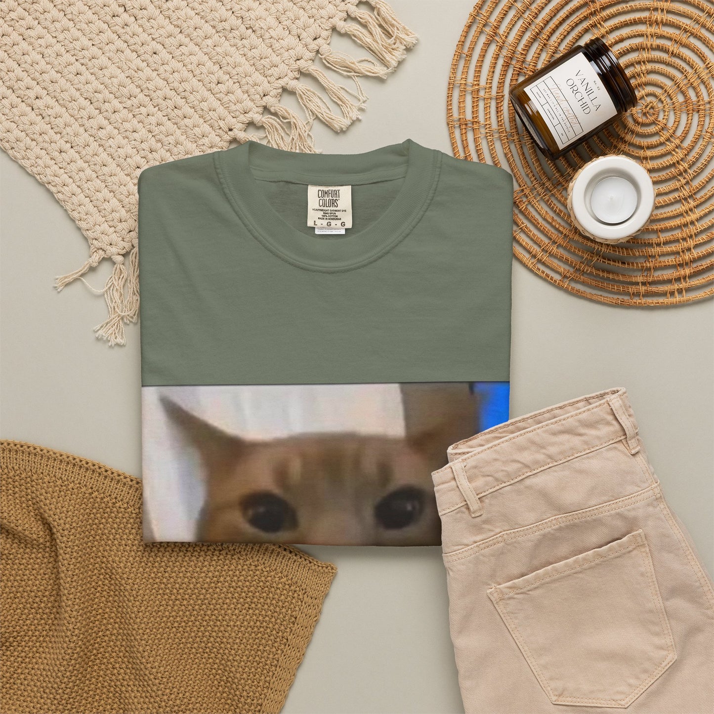 Wide-Eyed Orange Cat photo T-Shirt | Meme Cat Face, Square Print